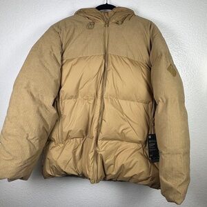 Under Armour Limitless Down Puffer Jacket. Sz XL.